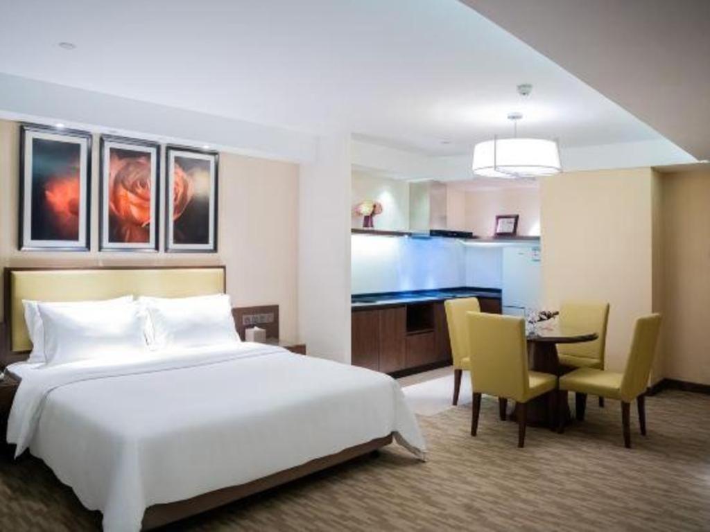 New Regent Hotel Huizhou  Exterior photo